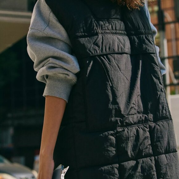 On The Move Packable Puffer Vest - Picture 2 of 5